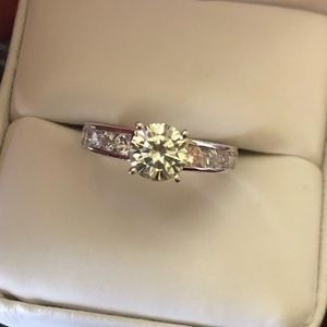 1.25 VS1 genuine moissanite